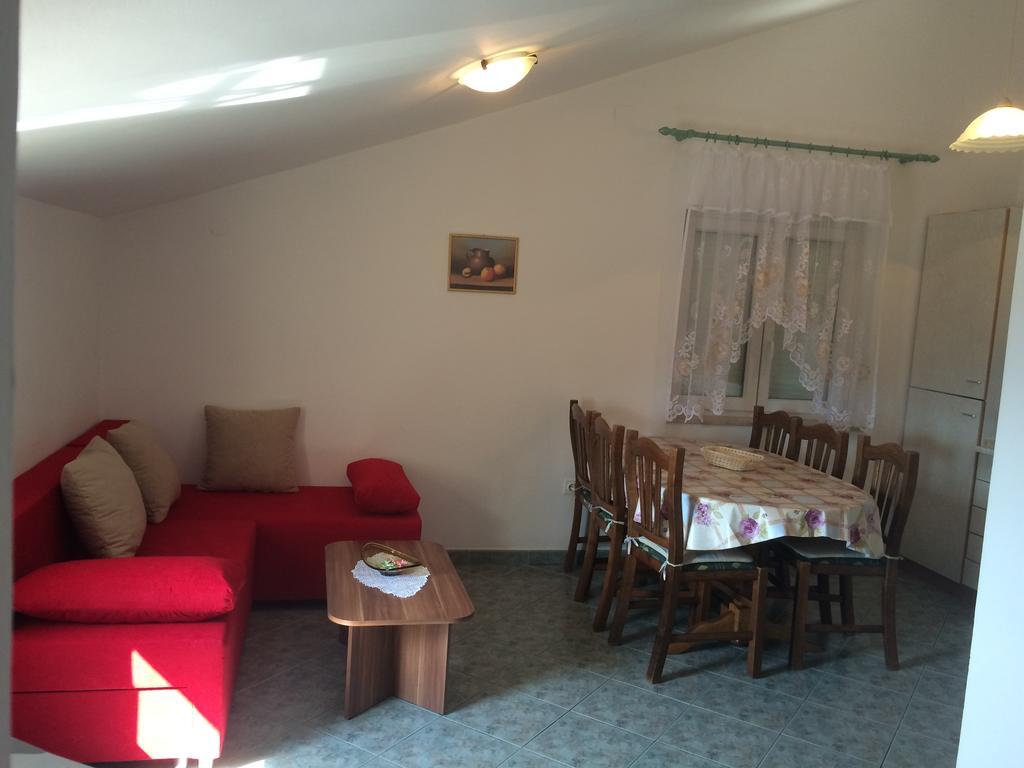 Apartment Kolundzic Novi Vinodolski Szoba fotó