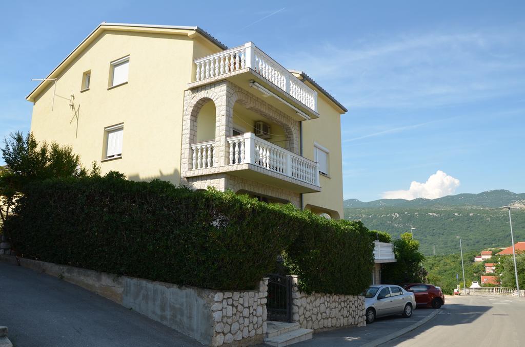 Apartment Kolundzic Novi Vinodolski Kültér fotó