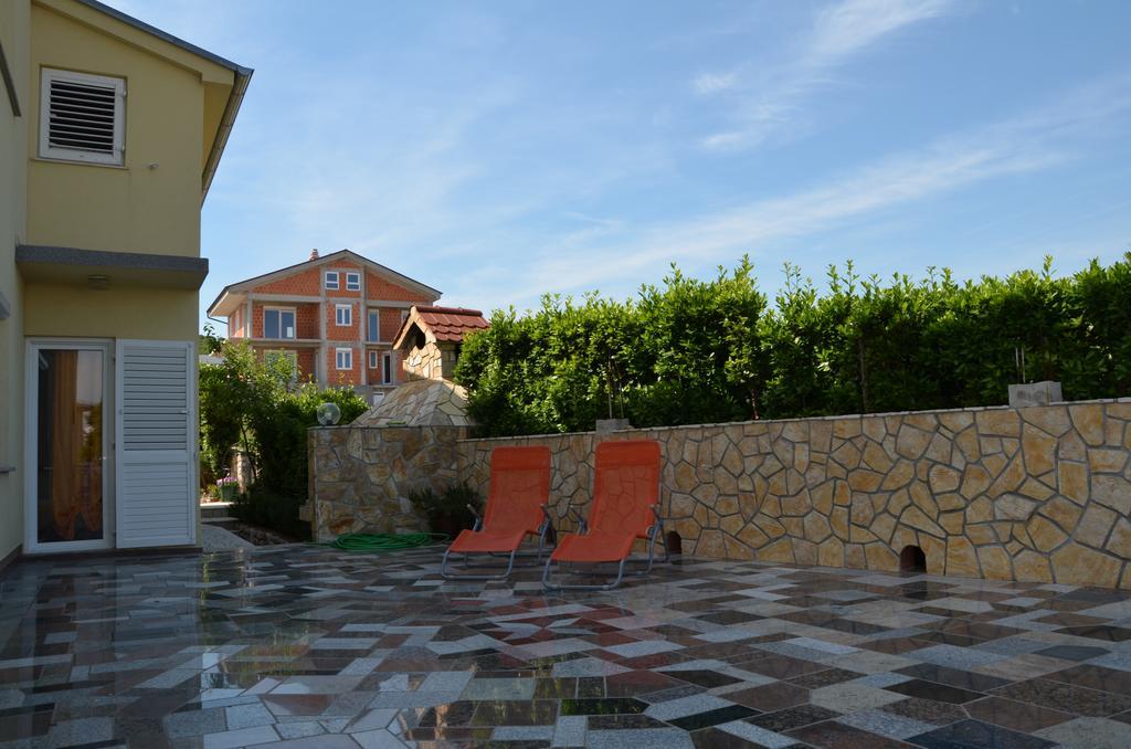 Apartment Kolundzic Novi Vinodolski Kültér fotó