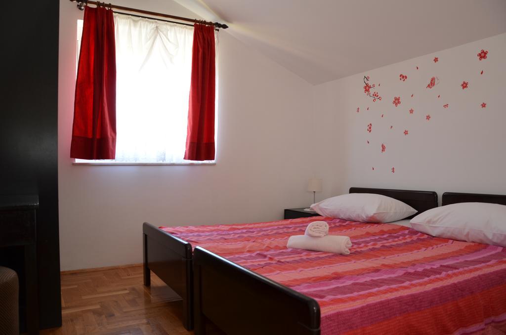 Apartment Kolundzic Novi Vinodolski Kültér fotó