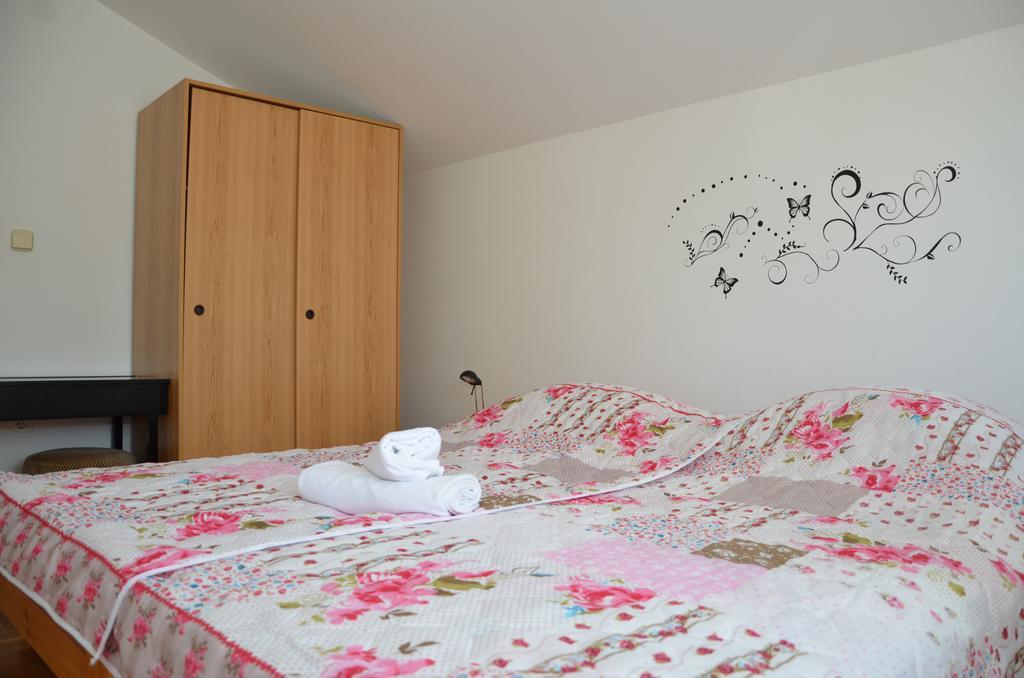 Apartment Kolundzic Novi Vinodolski Kültér fotó